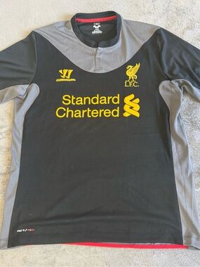 Soccer Jersey Liverpool Football Size Mens Medium 2012-13
